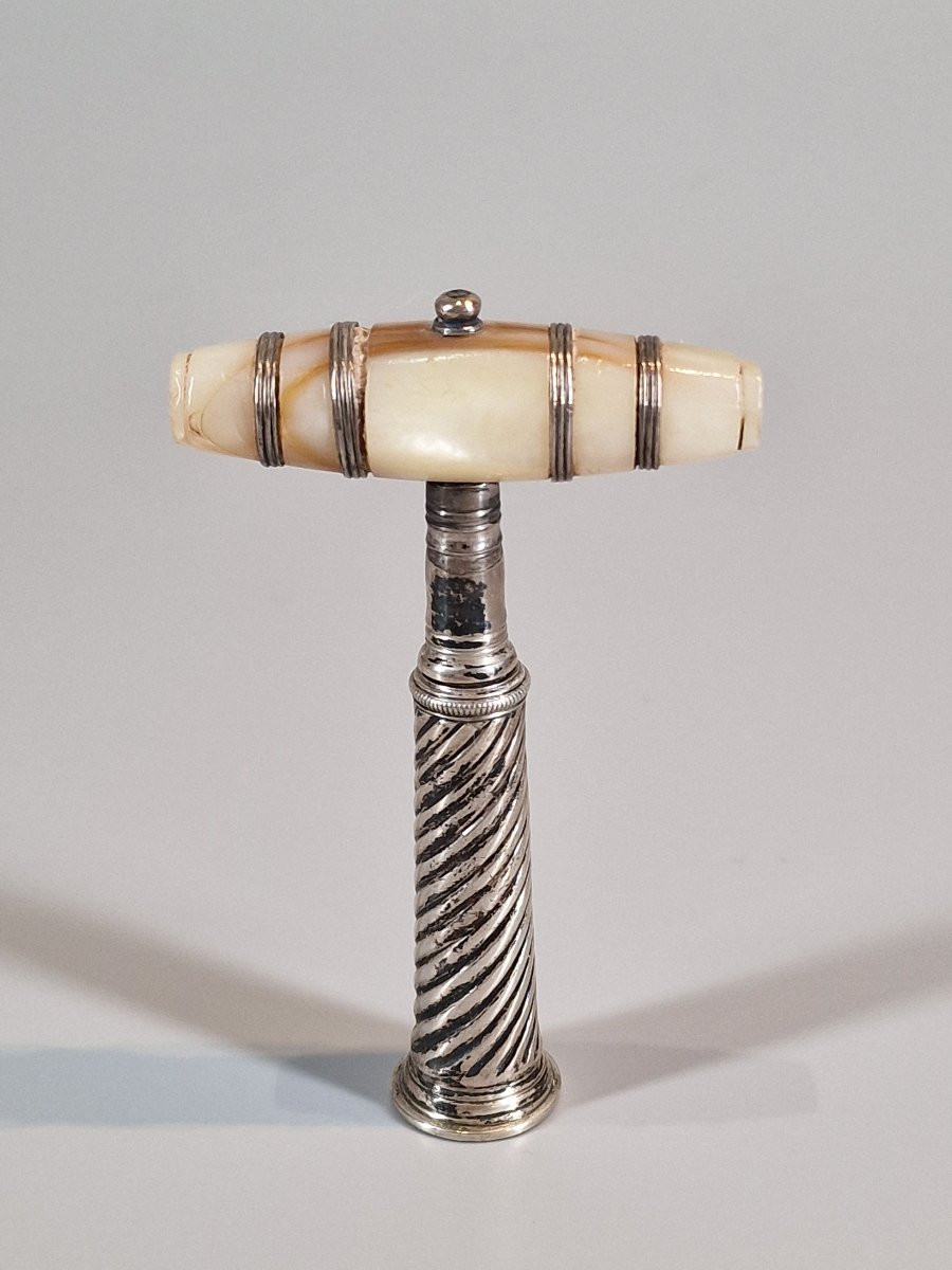 Tire bouchon de voyage en nacre et argent formant sceau - XVIIIe siècle-photo-2