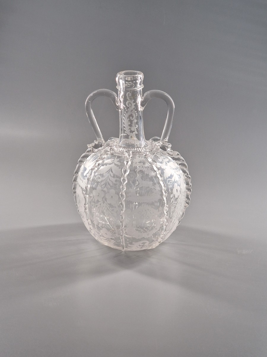 Dutch Carafe In Engraved And Pincer-worked Blown Glass - 19th Century