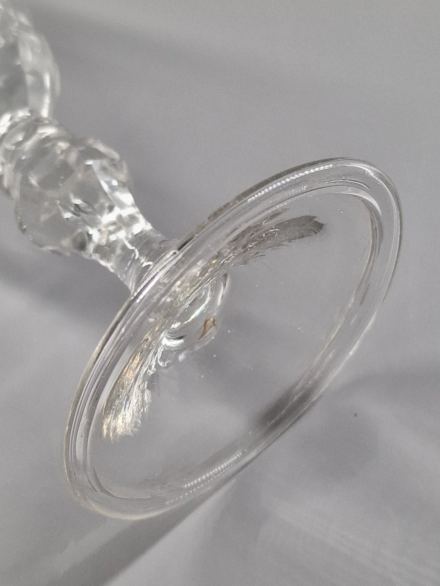 Glass With A Truncated Conical Bowl Engraved With Foliage And Small Flowers - 18th Century-photo-5