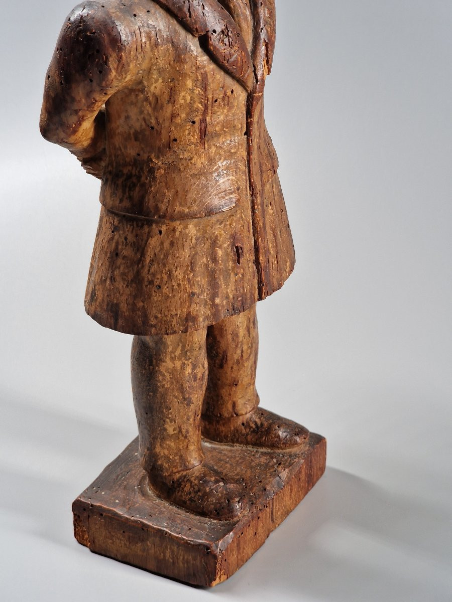 Aviateur ou coureur automobile en bois sculpté - Travail populaire du XXe siècle-photo-2