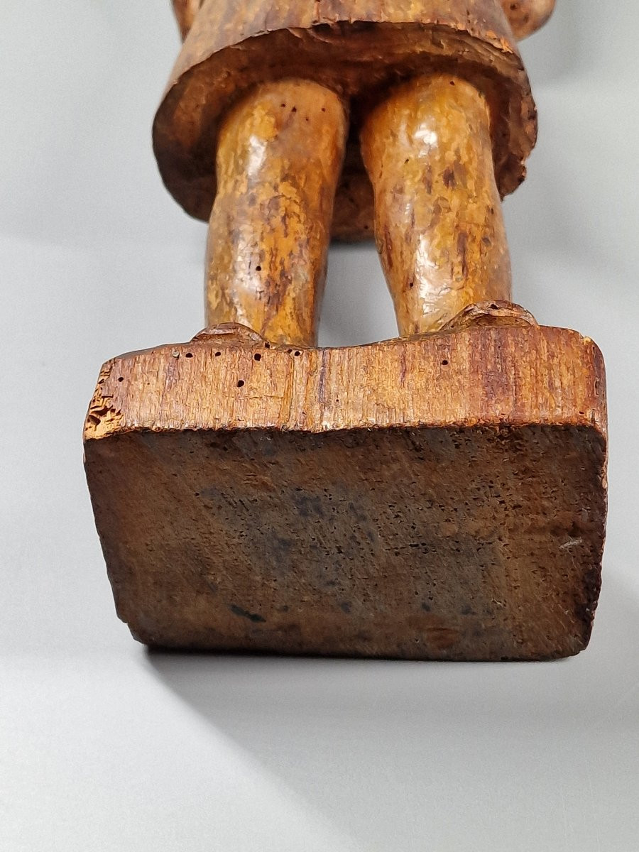 Aviateur ou coureur automobile en bois sculpté - Travail populaire du XXe siècle-photo-4