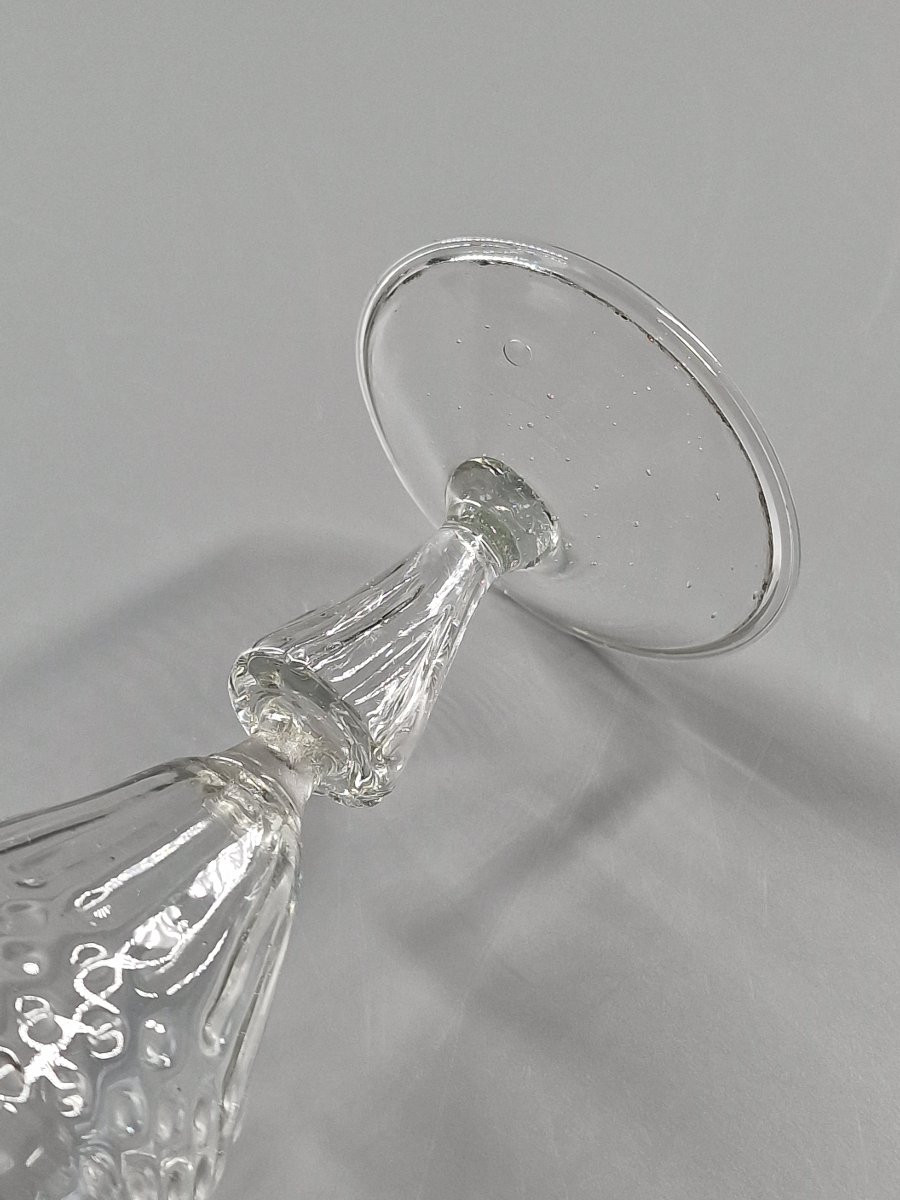 Molded Cup Glass With Rice Grain And Tab Shapes On A Grooved Hollow Stem. 18th Century-photo-2