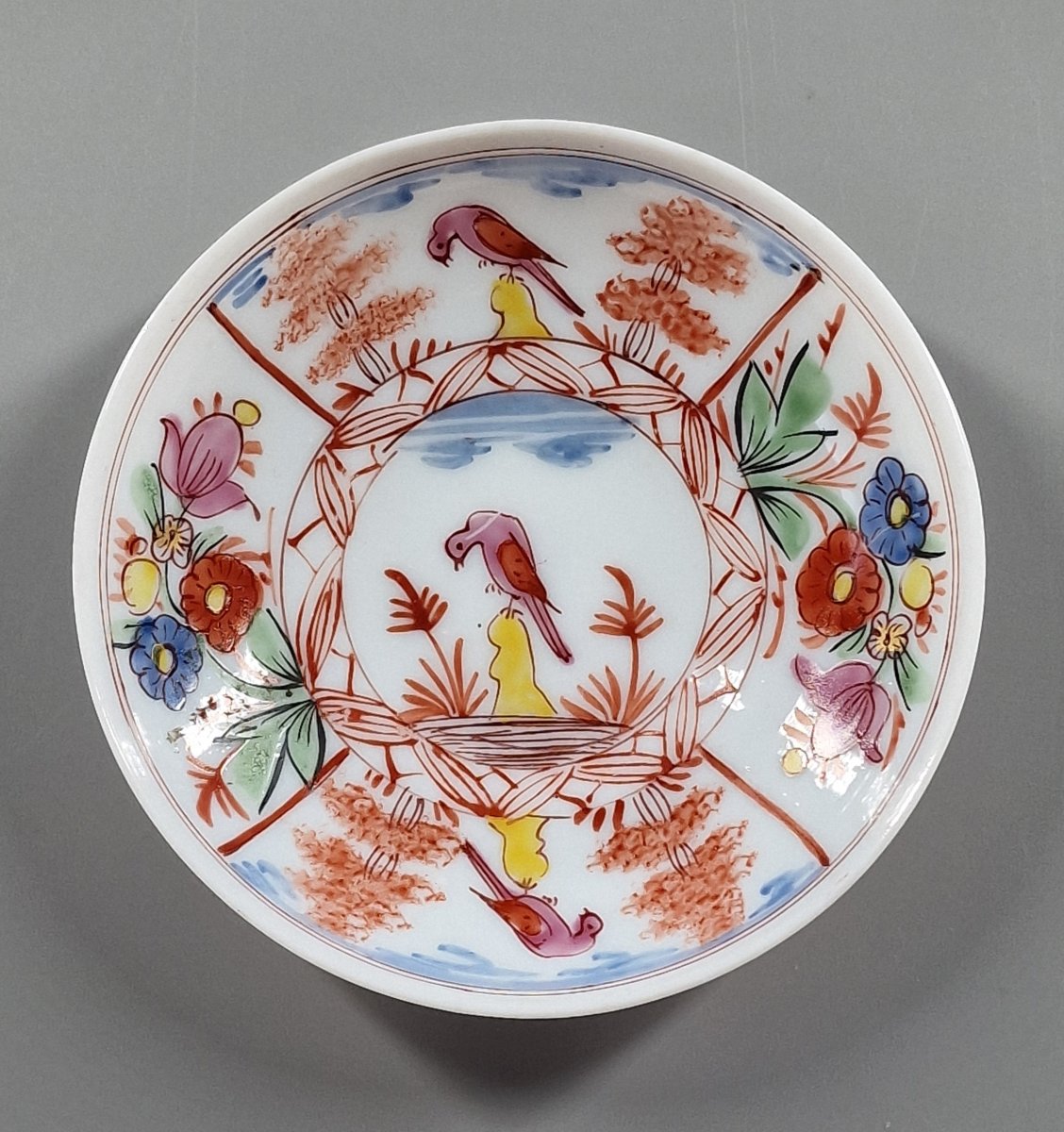 Pochon et sa soucoupe en verre opalin émaillé polychrome - Bohême ou Thuringe, XVIIIe siècle-photo-3