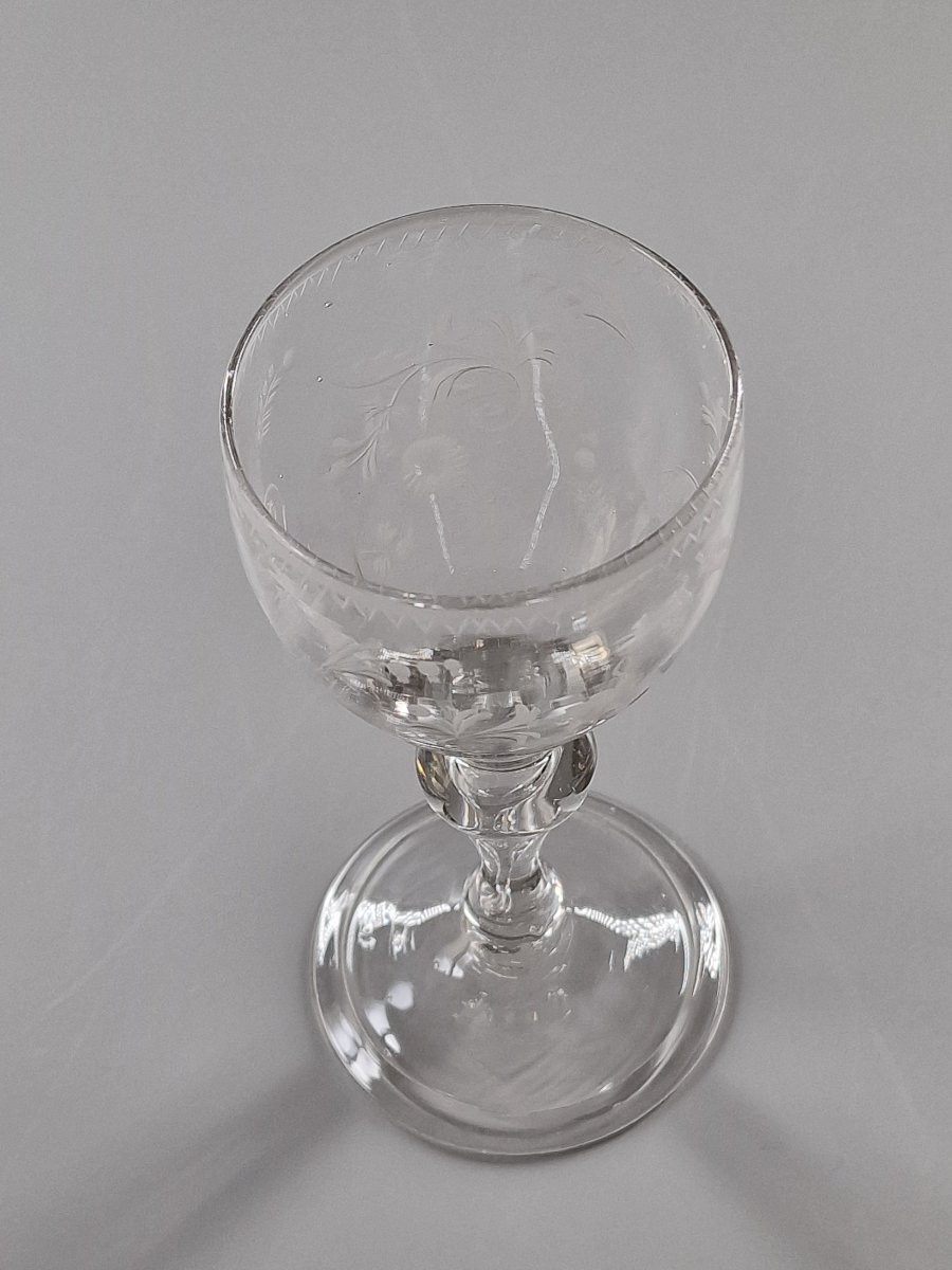 Ovoid Glass Cup Engraved With Flowering Branches And A Frieze Of Wolf's Teeth - 18th Century-photo-4