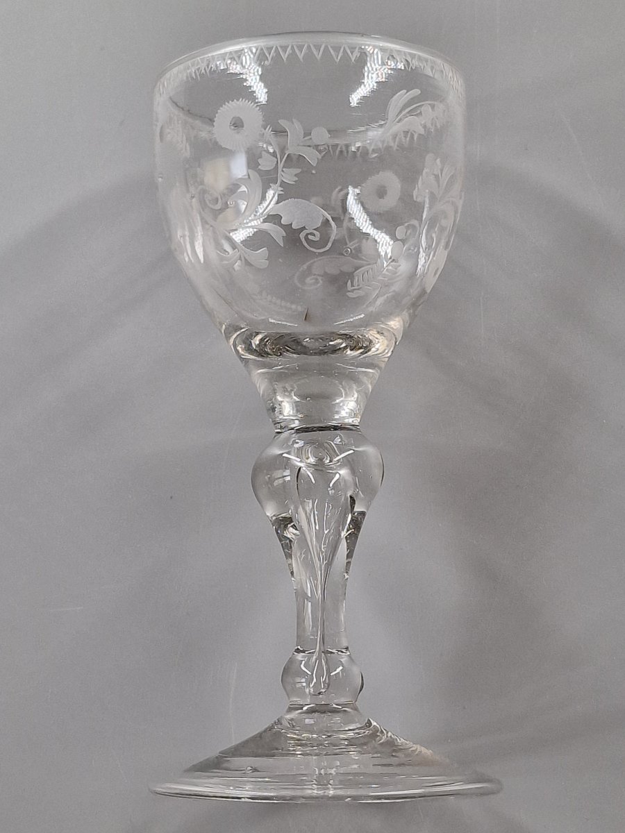 Ovoid Glass Cup Engraved With Flowering Branches And A Frieze Of Wolf's Teeth - 18th Century-photo-6