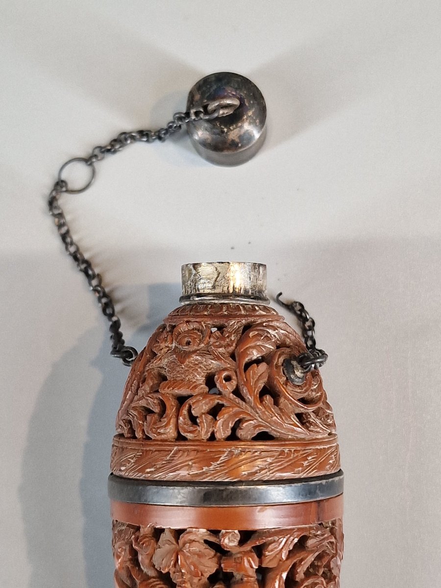 A Corozo Snuffbox Case Carved With Putti, Scrolls, A Flower Basket And A Dog - Circa 1800-photo-3