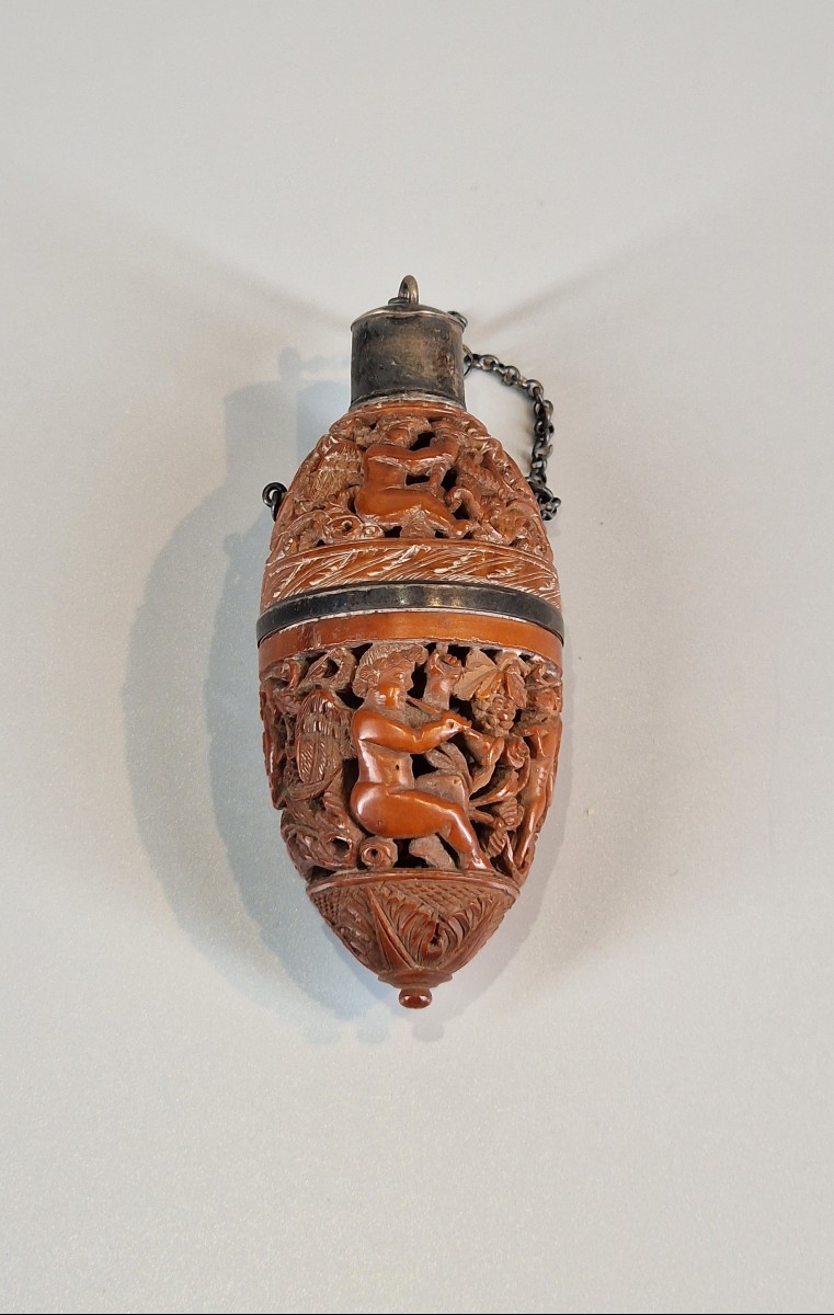 A Corozo Snuffbox Case Carved With Putti, Scrolls, A Flower Basket And A Dog - Circa 1800