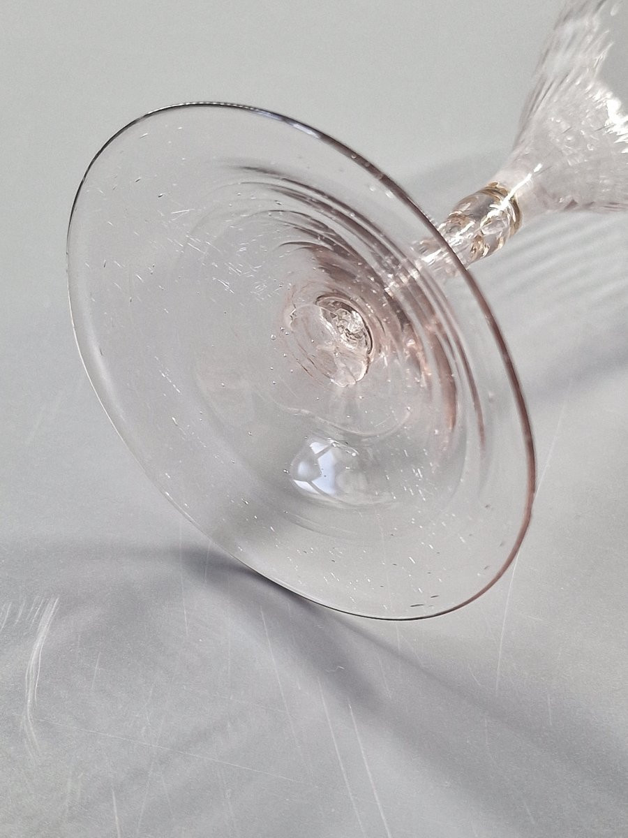 Fern Glass With Honeycomb Bowl On A Thin Leg With Discreet Bow - Early 18th Century-photo-5