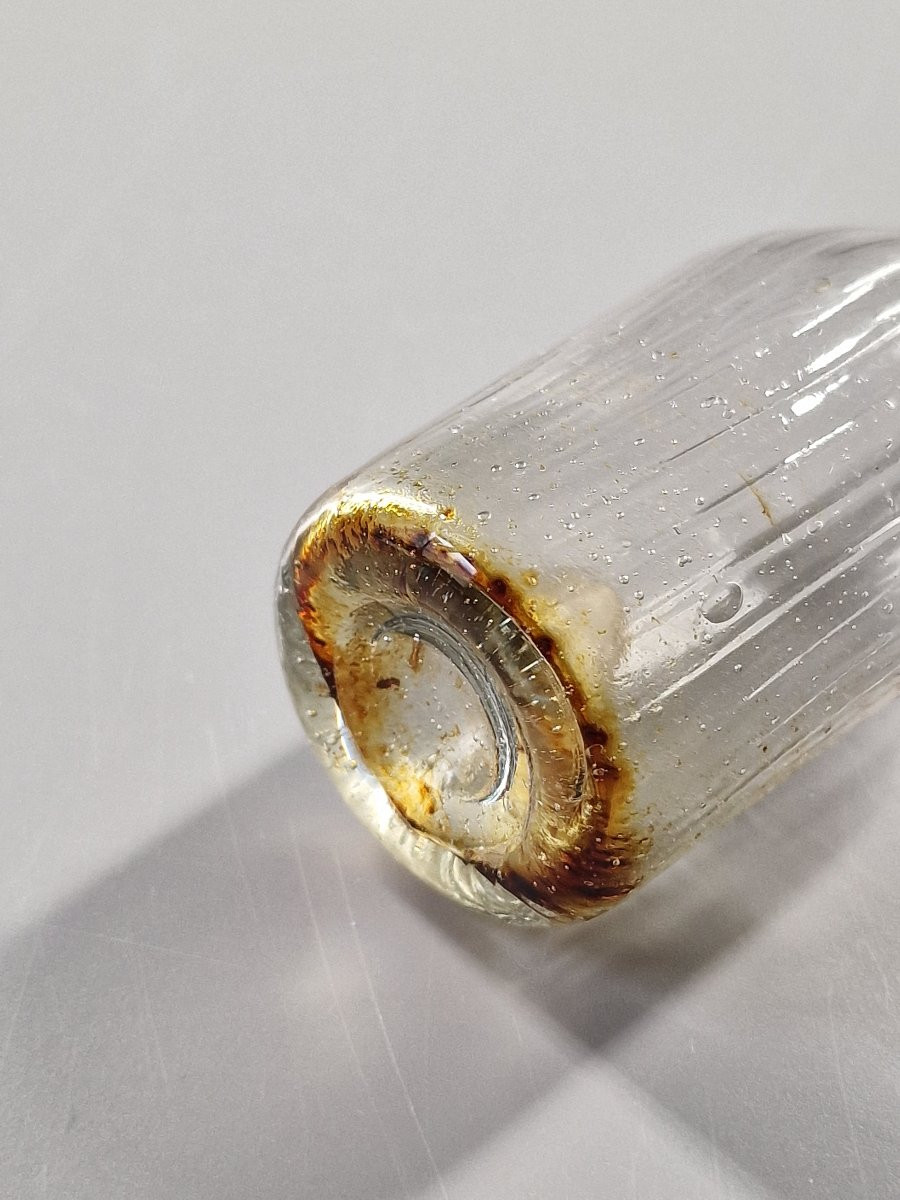 Perfume Bottle Or Spirit Flask In Blown Glass With Fine Gadroon Decoration - 18th Century-photo-3
