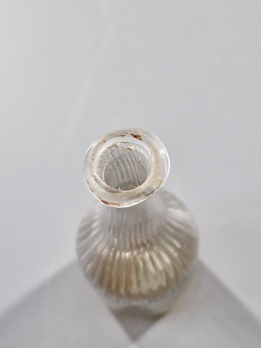 Perfume Bottle Or Spirit Flask In Blown Glass With Fine Gadroon Decoration - 18th Century-photo-7