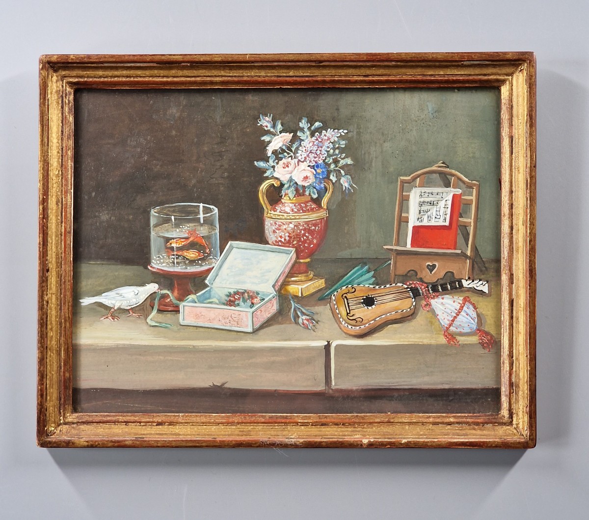 Suiveur de Lelong, XIXe siècle – Nature morte à la guitare sur un entablement – Gouache 19e