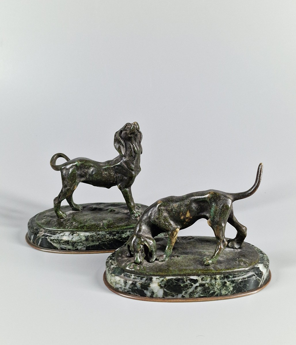 Two Animal Bronzes, Hunting Dogs (beagle?) - Late 19th Century 