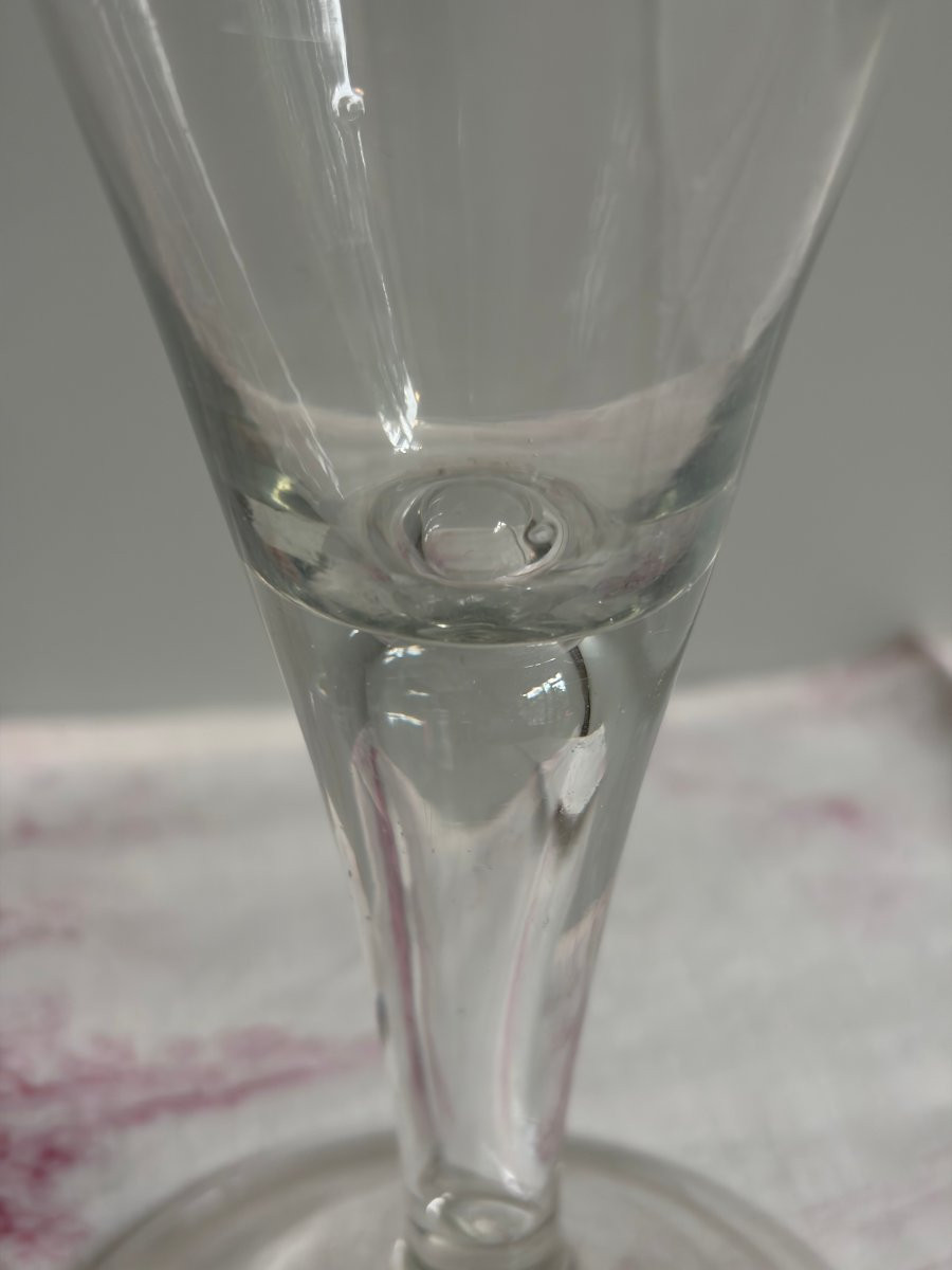 Large  Wine Glass With Conical Bowl - 18th Century -photo-4