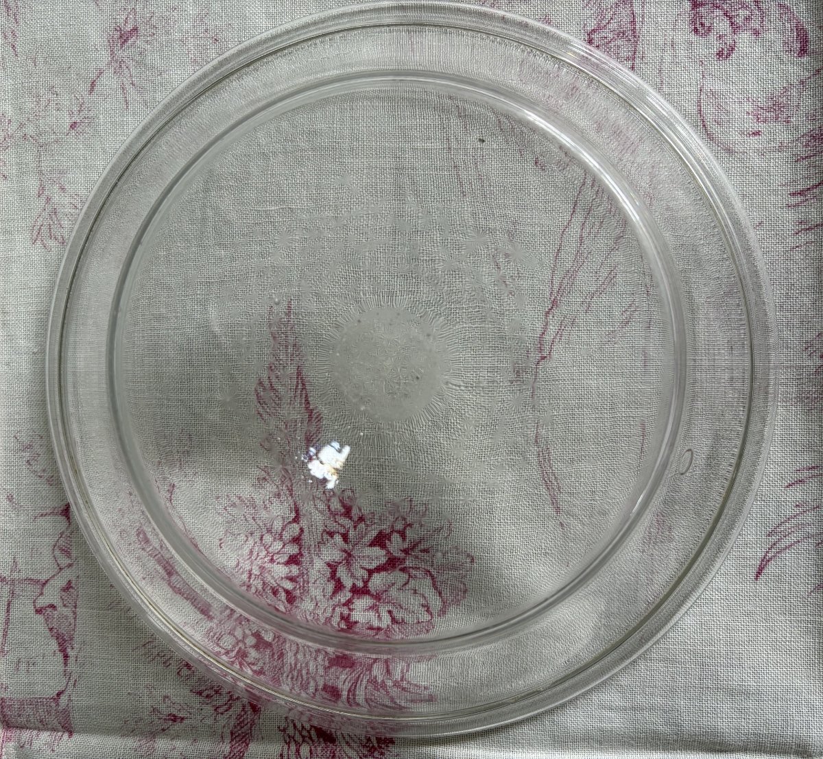 Suite de six assiettes ou coupes à fraises en verre soufflé incolore - XVIIIe siècle 18e-photo-5