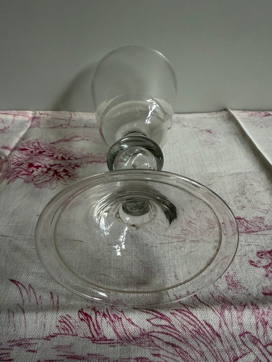 Suite de trois grands verres dit "bourguignons" en verre soufflé - XVIIIe siècle 18e-photo-1
