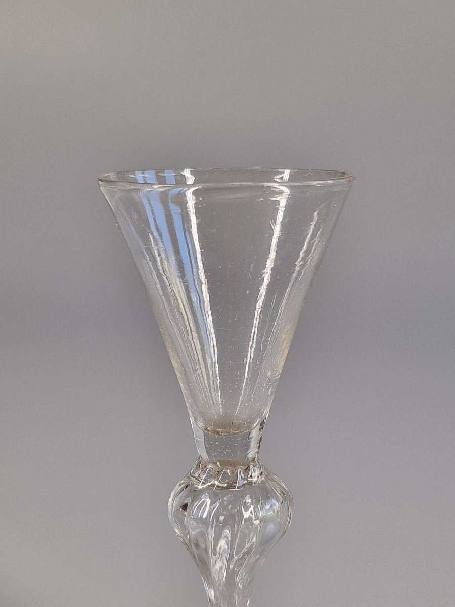 Italy, Small Blown Stemmed Glass With Baluster Leg - 18th Century -photo-3