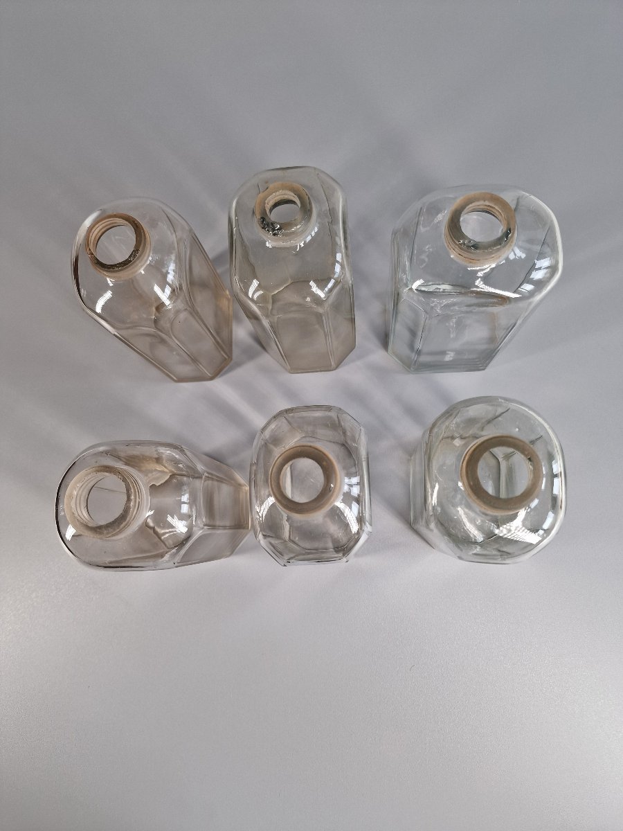 Six Octagonal Blown Glass Spirit Bottles, Rosewood Case - 18th Century -photo-4