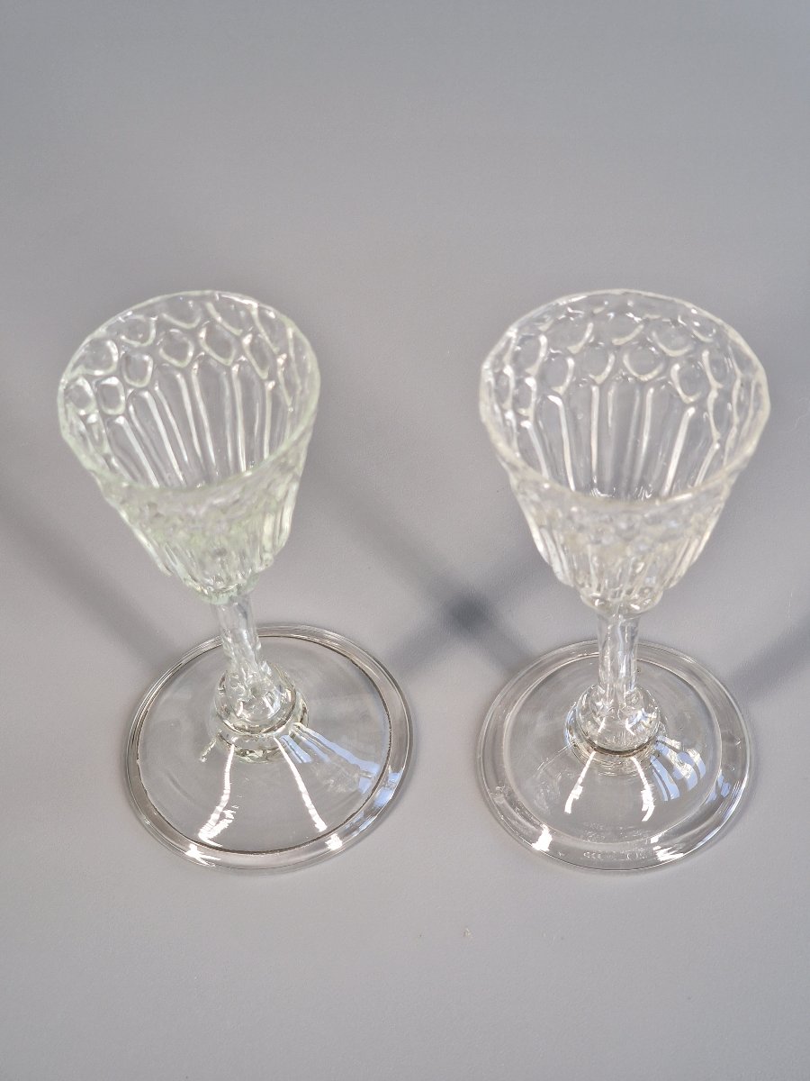 Liege, Pair Of Alveolus And Fluted Glasses, Two-button Leg - 18th Century -photo-4