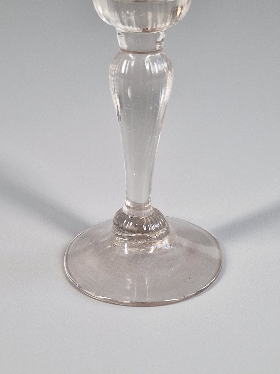 Verre à alcool en verre soufflé à décor de godrons – XVIIIe siècle 18e-photo-2
