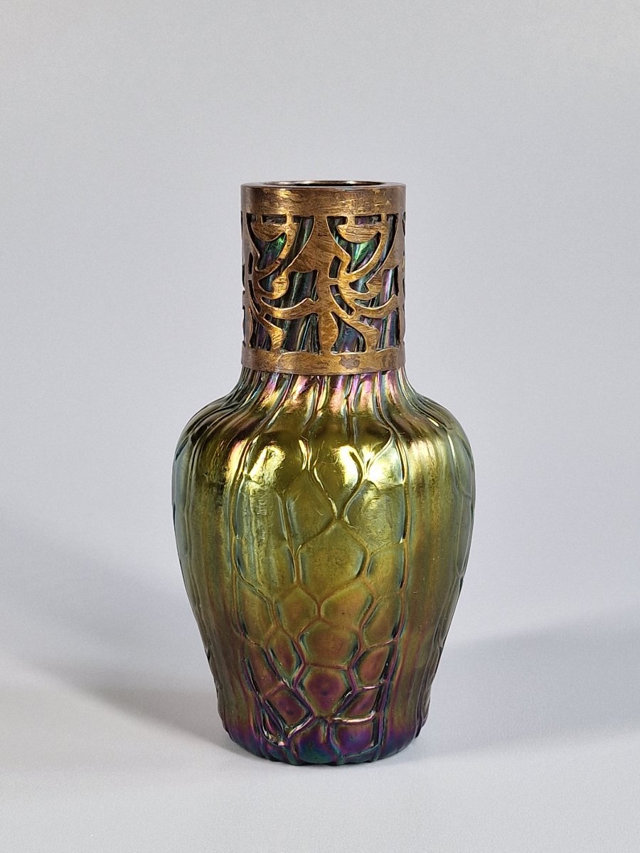 Vase Art Nouveau Jugendstil en verre soufflé irisé – Bohême Autriche, vers 1900