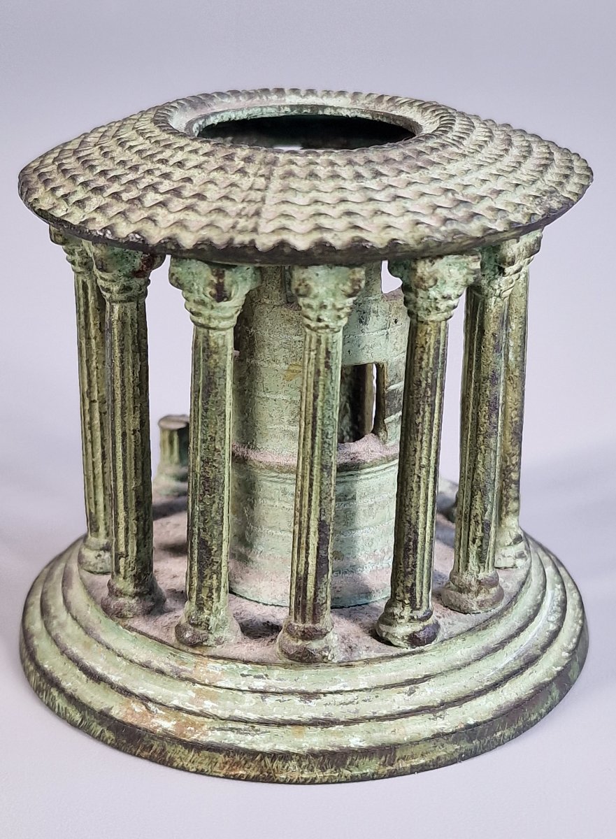 Souvenir From The Grand Tour, Small Patinated Bronze Temple – Late 19th Century-photo-3