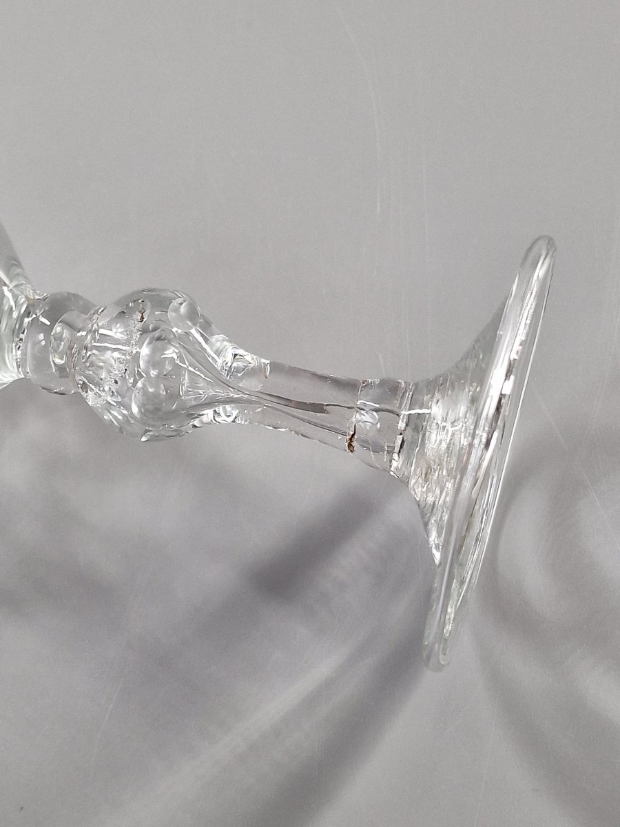 Verre à vin de grand format en verre soufflé taillé et gravé – XVIIIe siècle 18e-photo-3