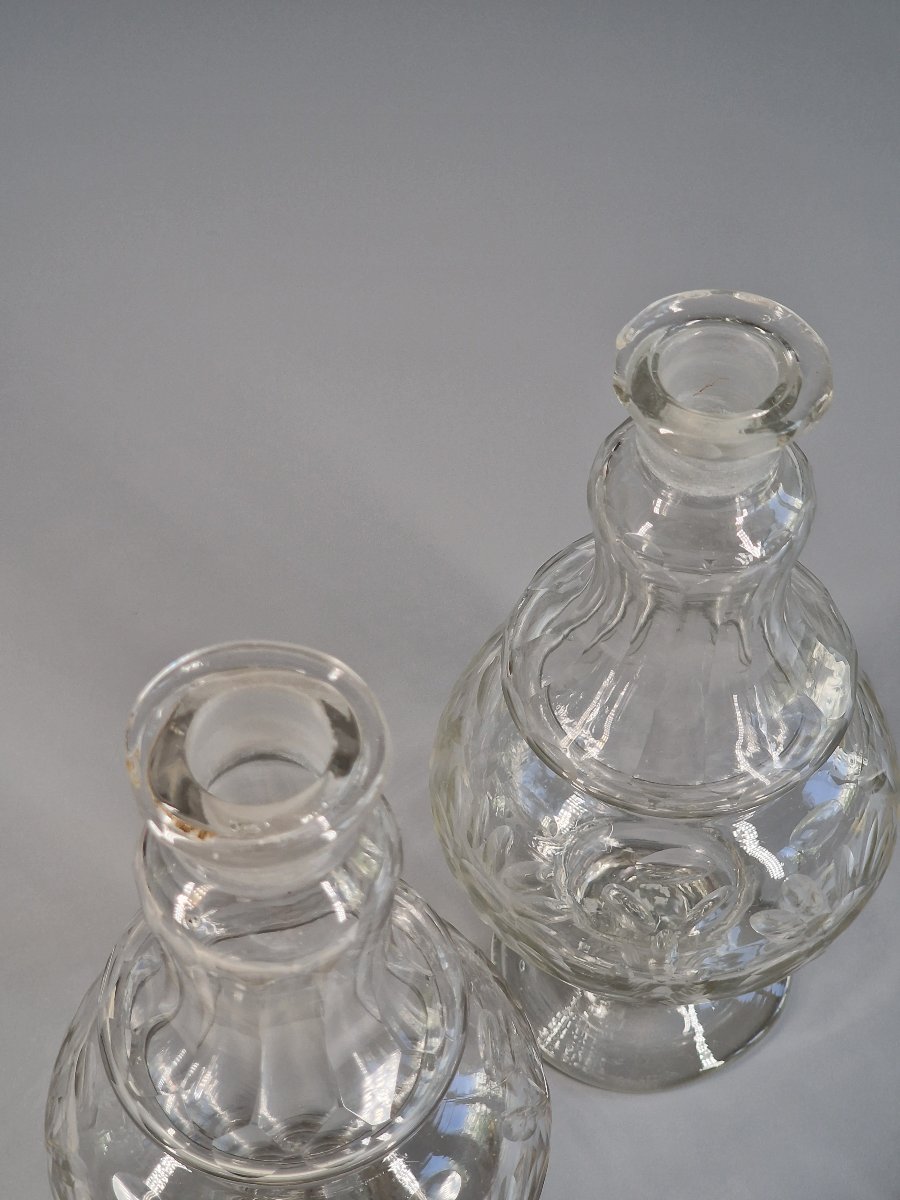 Paire de flacons à pharmacie en verre soufflé taillé – Fin du XVIIIe 18e-photo-4