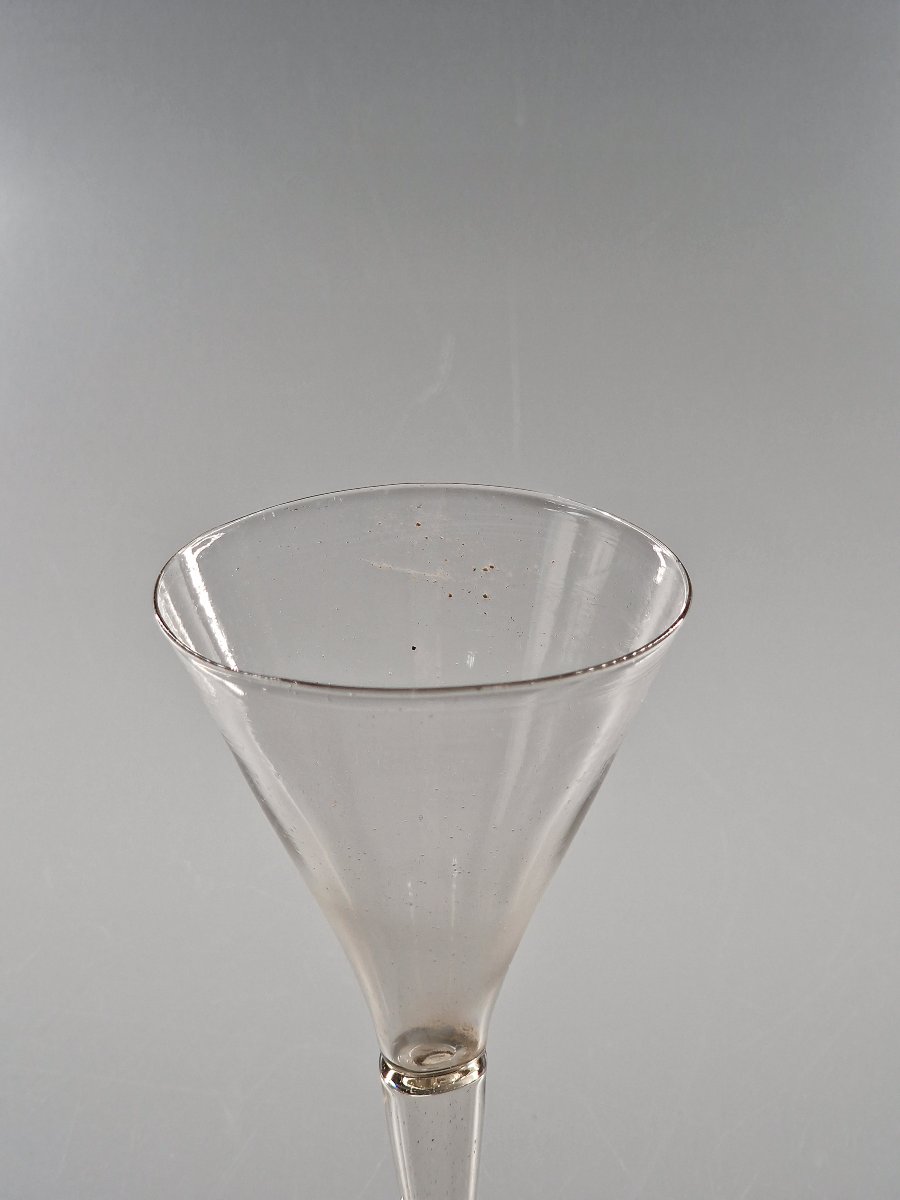 Venice Or Venice-style, Stemmed Glass—late 16th–early 17th Century-photo-2
