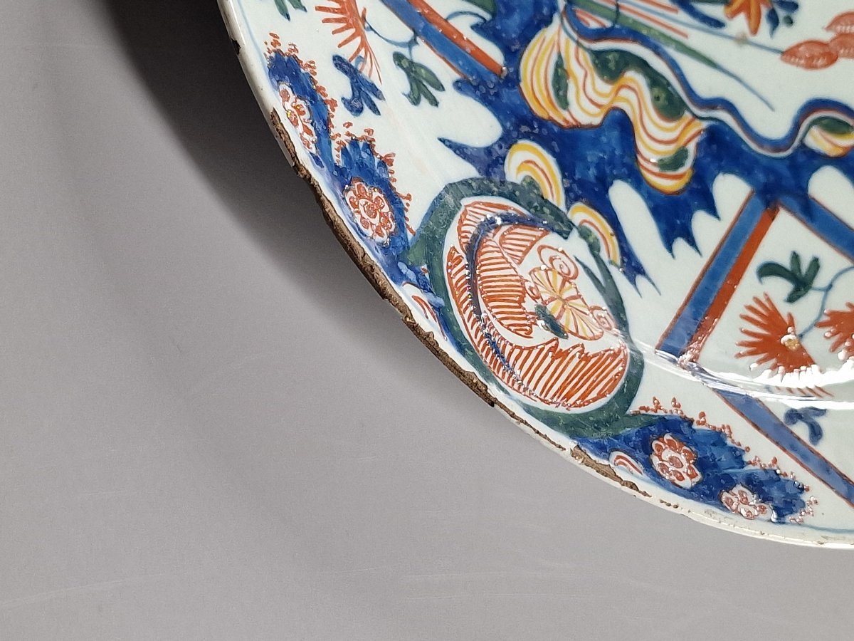 Delft, assiette à décor polychrome au tonnerre – XVIIIe siècle-photo-3