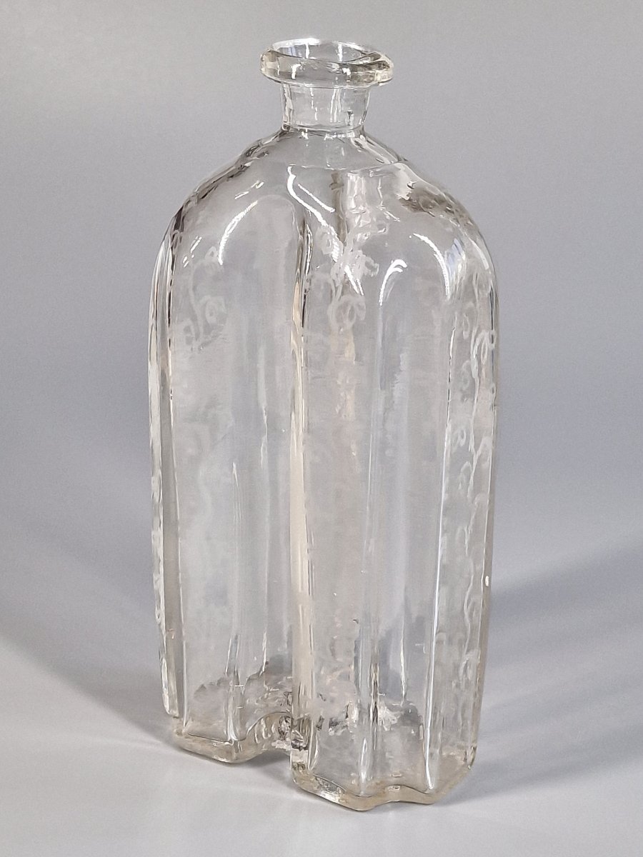 Rectangular Bottle With Wide Flutes, Made Of Engraved Blown Glass—late 18th Century-photo-2