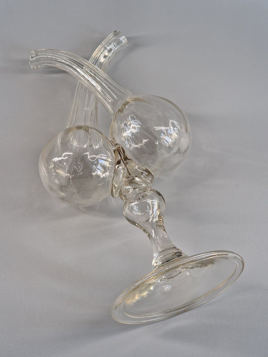 Guédoufle en verre soufflé côtelé, huilier vinaigrier sur pied balustre – XVIIIe siècle 18e-photo-5