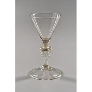 Conical-shaped Fern Glass With A Ribbed Stem - Early 18th Century
