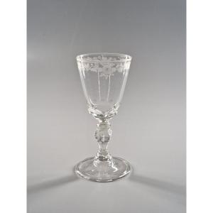 Glass With A Truncated Conical Bowl Engraved With Foliage And Small Flowers - 18th Century