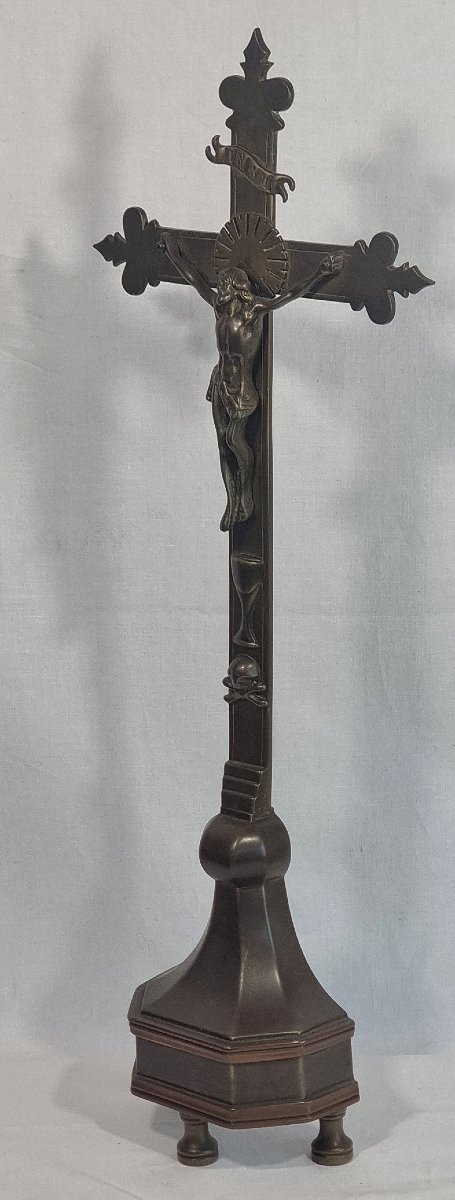 Crucifix En Bronze – 59,5 Cm De Haut – Avec Christ En Croix, Calice Et Crâne Ave-photo-1