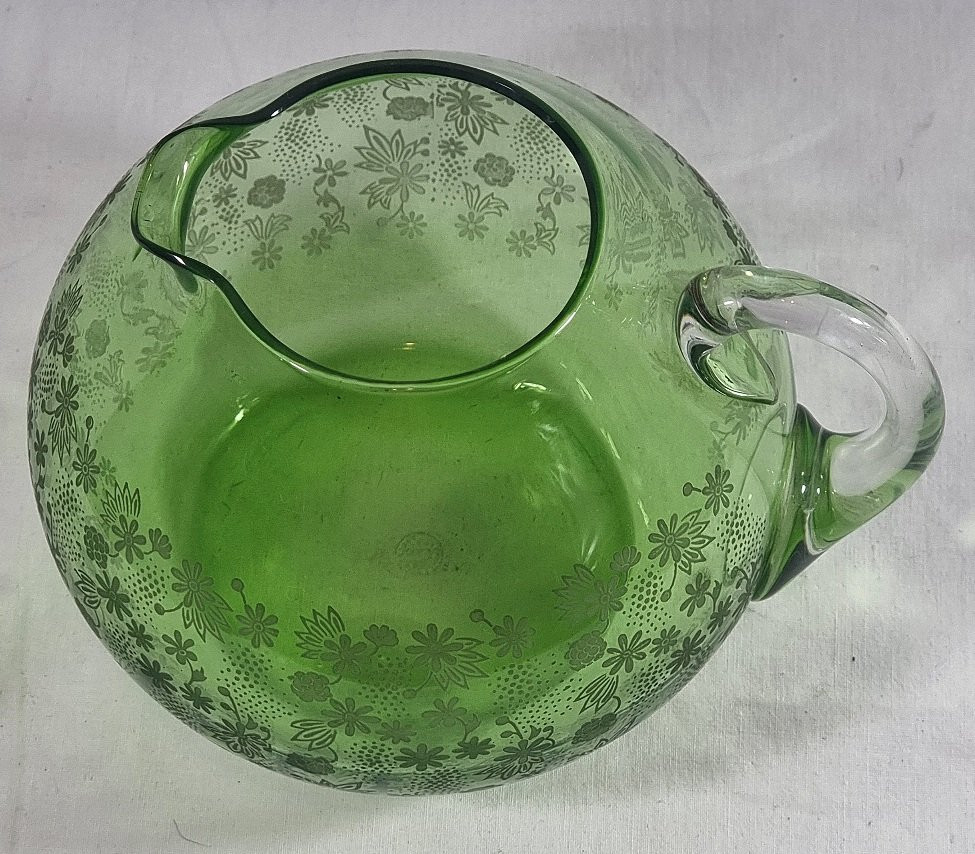 Baccarat Green Glass Pitcher – Signed, Elisabeth Millefiori Floral Decoration-photo-2