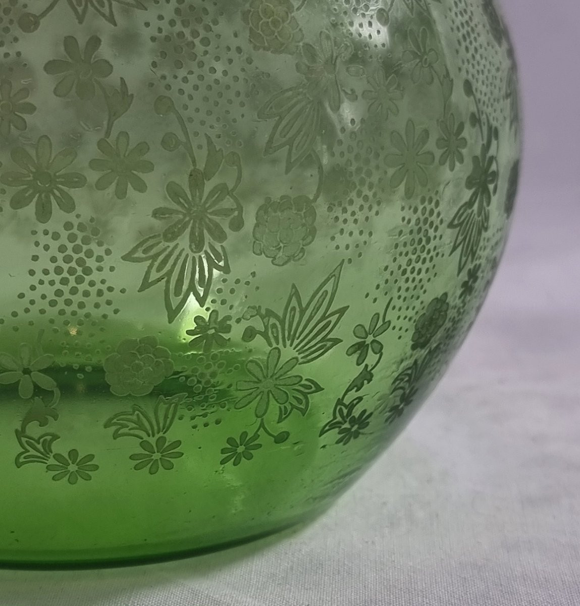 Baccarat Green Glass Pitcher – Signed, Elisabeth Millefiori Floral Decoration-photo-2