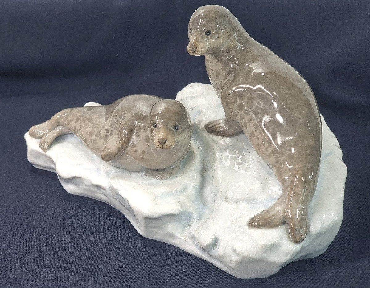Two Gray Porcelain Seals  On Ice Cube Volkstedt Germany Karl Ens