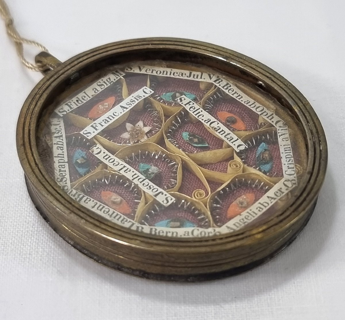 Grande relique ovale scellée avec 11 saints, début du XIXe siècle-photo-1