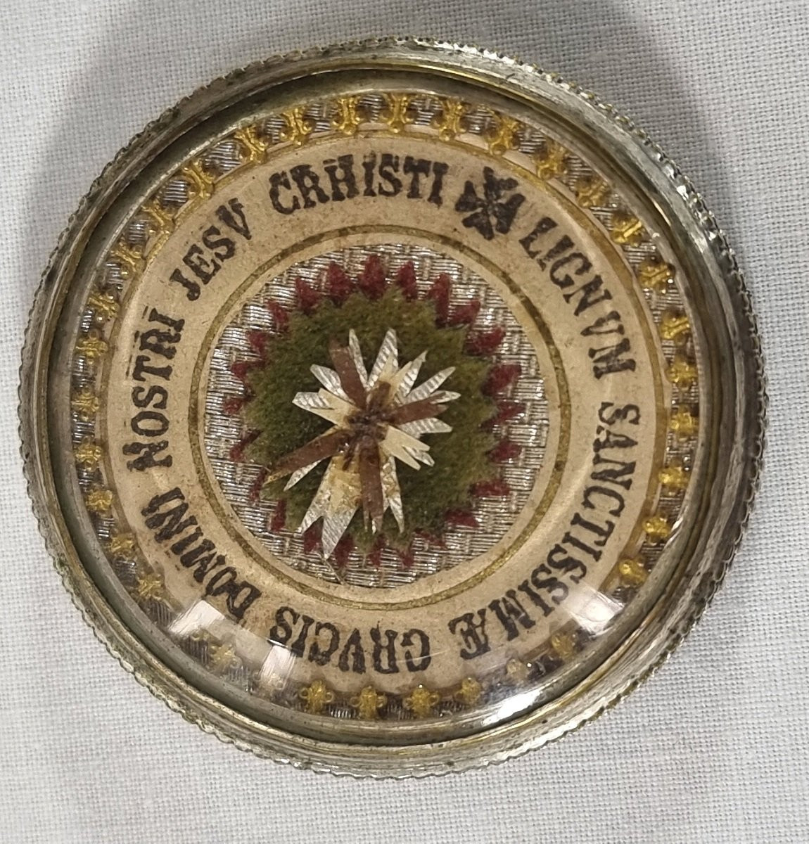 Reliquaire néo-gothique français ancien relique de première classe de la Vraie Croix-photo-2