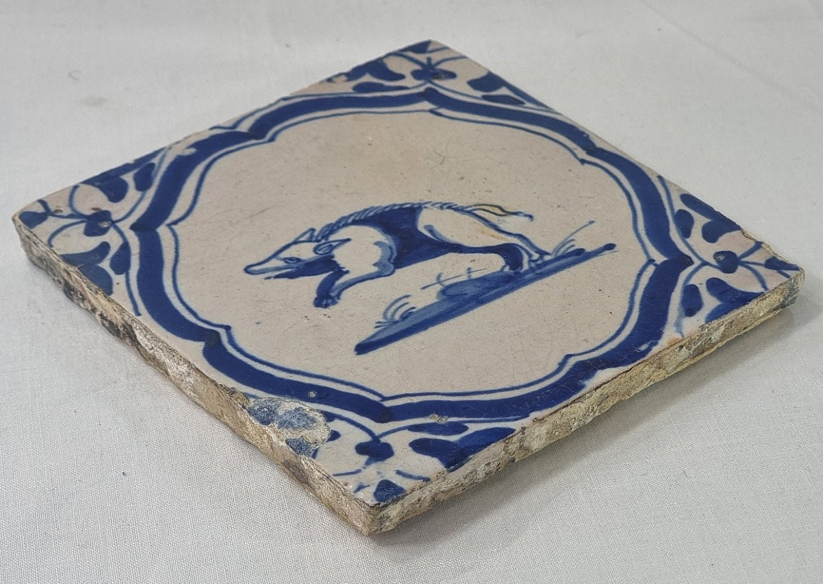 An Antique 17th-century Delft Tile Depicting A Leaping Boar In A Tenoned Frame-photo-3
