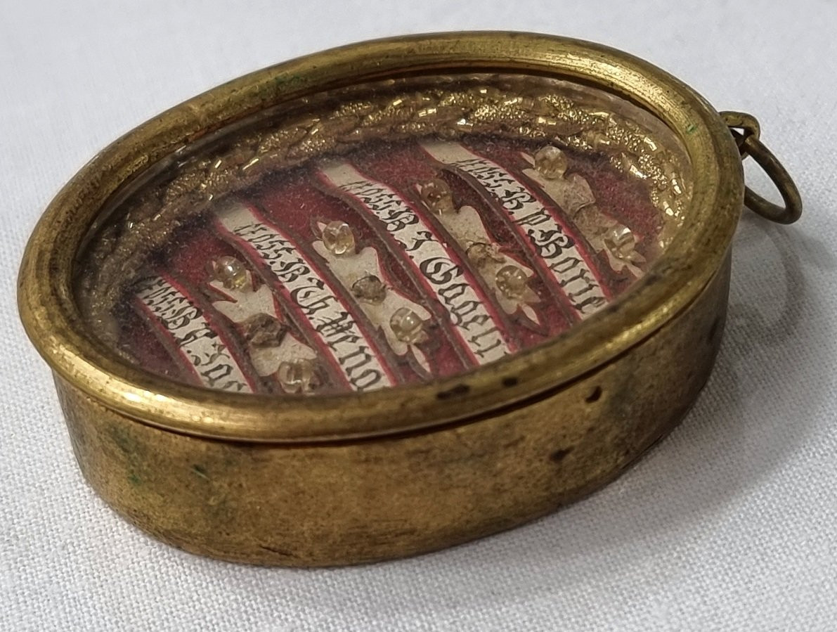 Relique multiple, XIXe ou fin XVIIIe siècle, 4 saints, forme ovale-photo-4