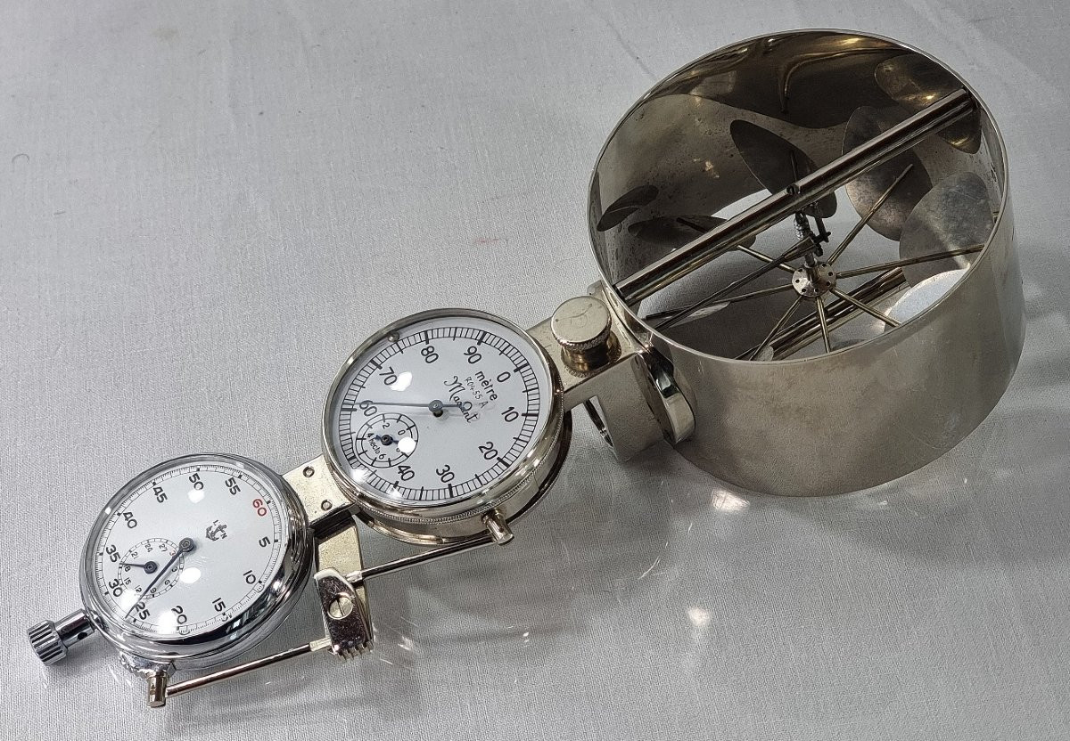 Vintage French Mag Anemometer – Marine Approved (ln/lm Anchor) French Mechanical Anemometer-photo-3