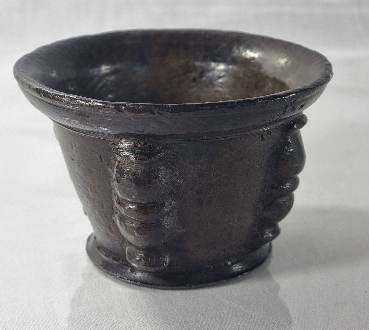 Mortier ancien en bronze français, XVIe-XVIIe siècle-photo-2