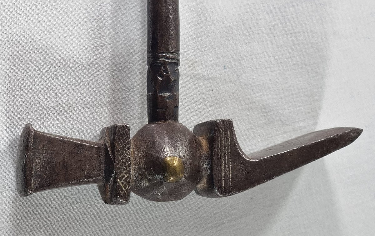 Marteau à sucre en fer massif du XIXe siècle.-photo-4