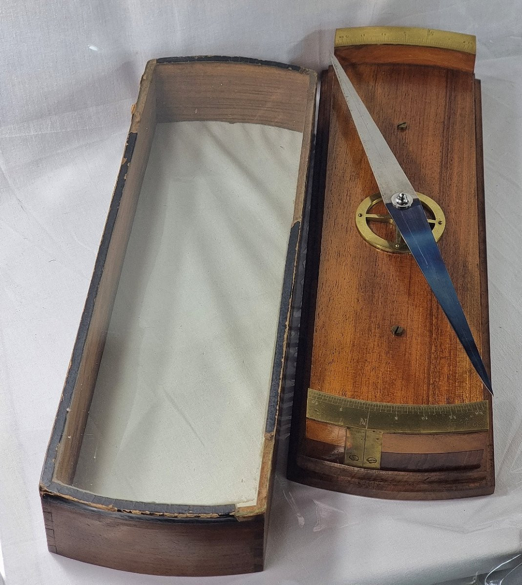 Grand "Through" compas à auge ancien, 47 cm 1800-1825-photo-3