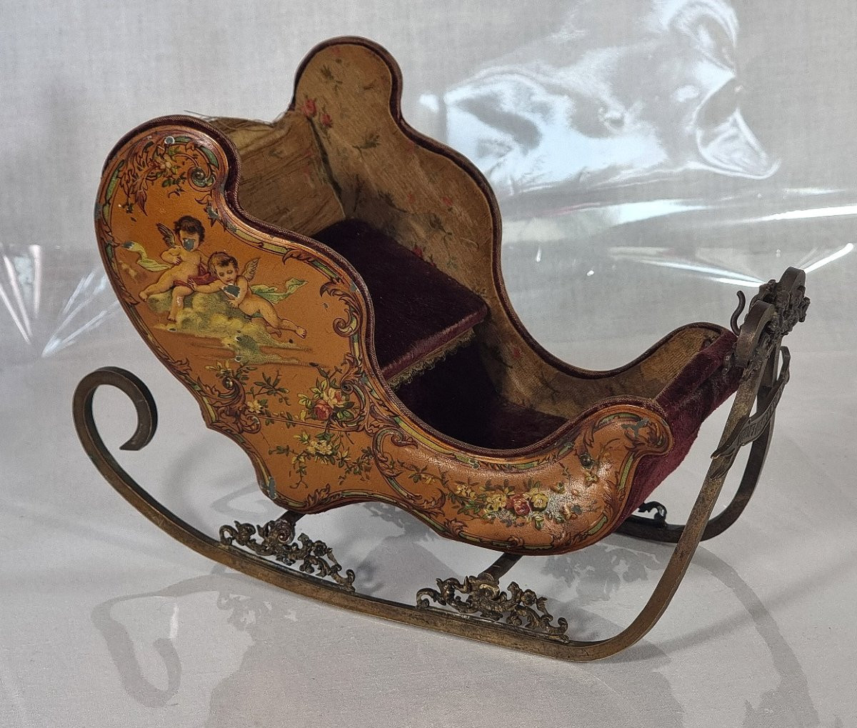  Traîneau miniature français ancien (« Fauteuil de salon ») avec panneaux en tôle-photo-2