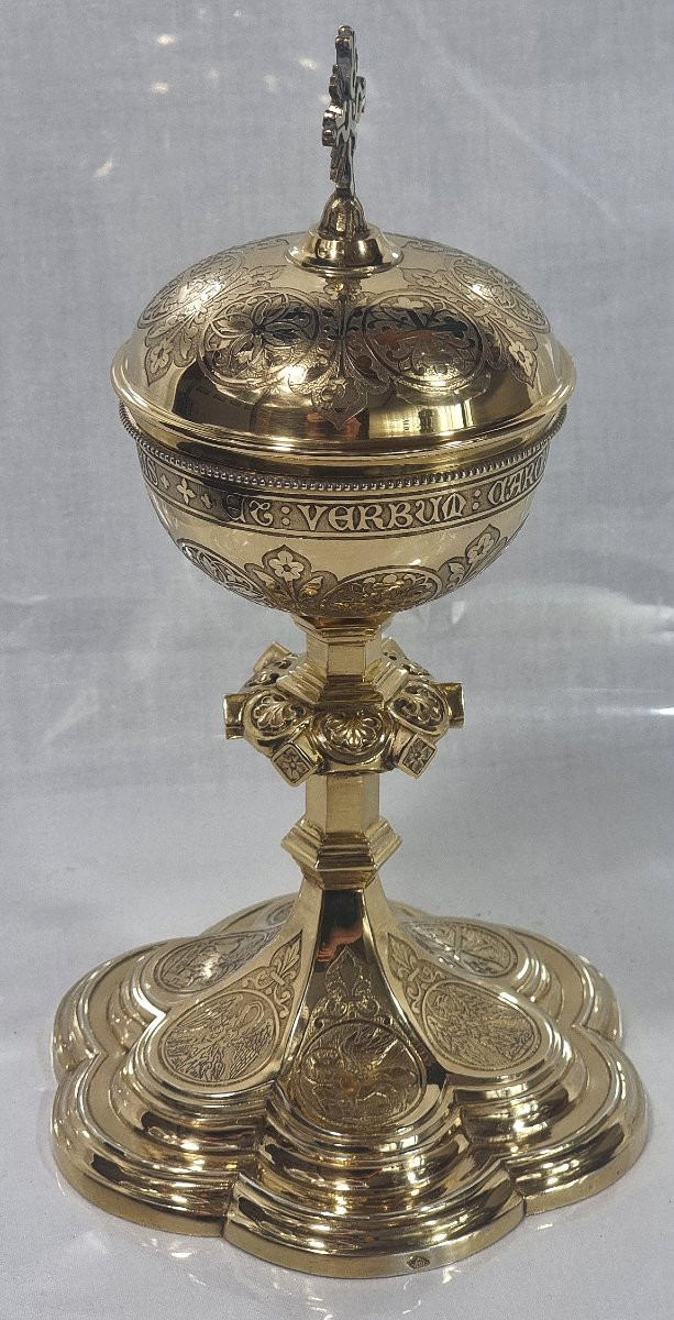 Ciborium néo-gothique doré de Demarquete Frères – Objet liturgique ancien-photo-1