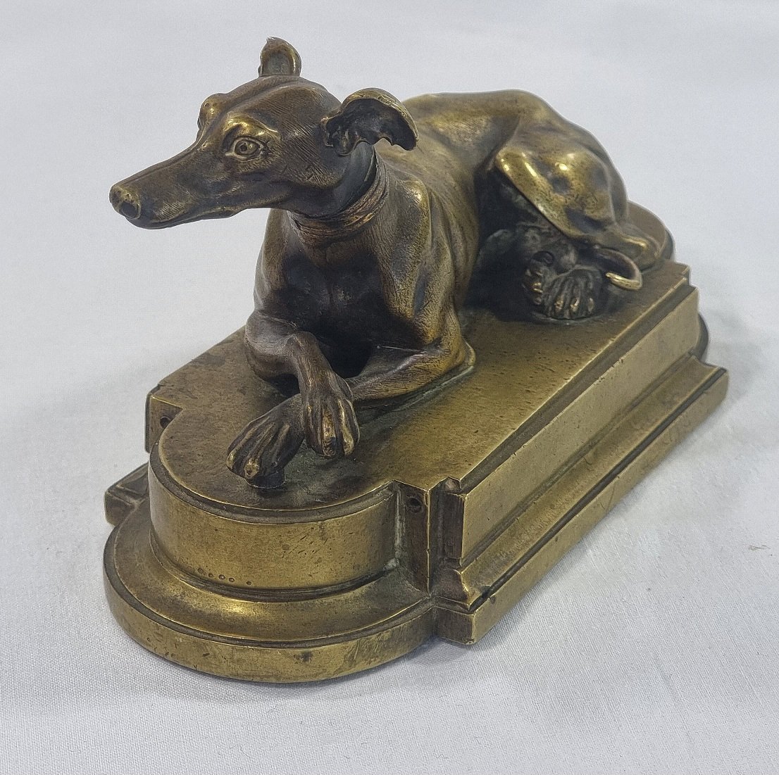 Antique French Sculpture In Solid Brass Depicting A Reclining Greyhound On A Classic Base-photo-3