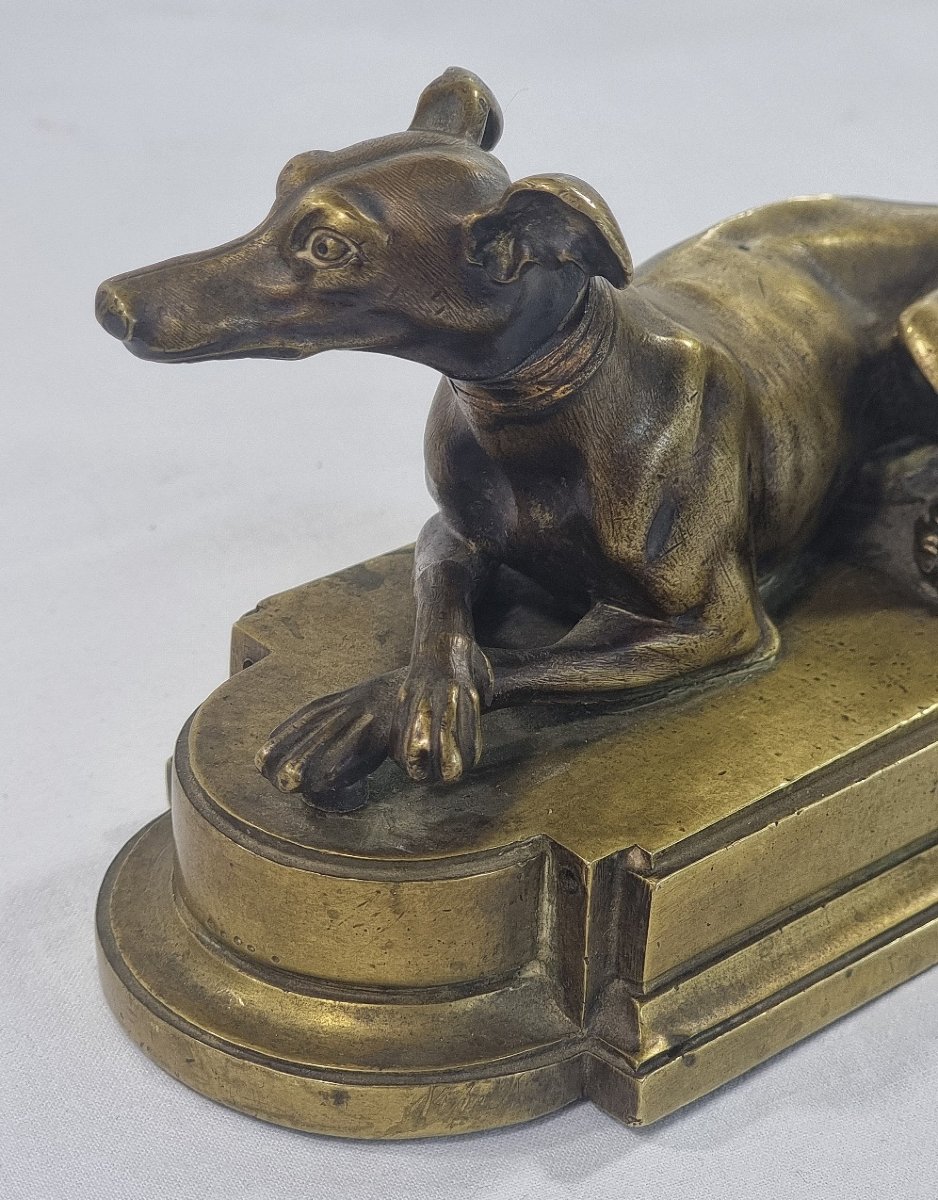 Antique French Sculpture In Solid Brass Depicting A Reclining Greyhound On A Classic Base-photo-4