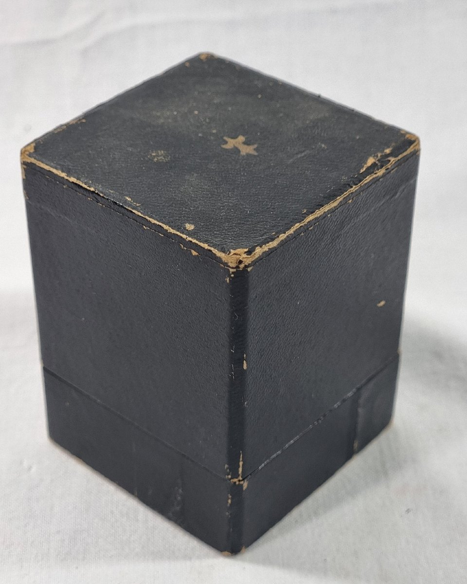 19th-century Medical Scarifier Made Of Brass, In Its Original Case-photo-4